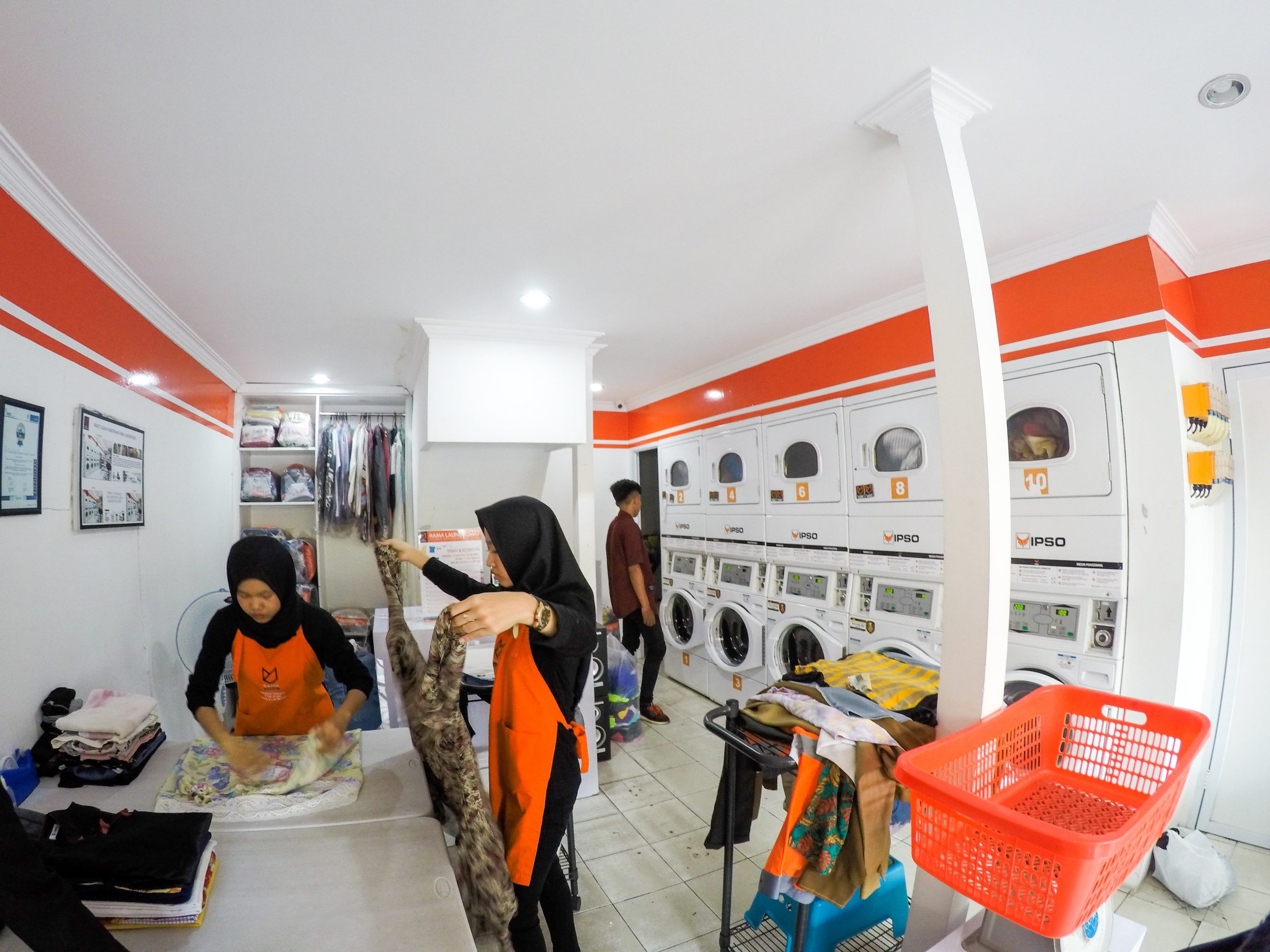 Usaha laundry